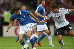 雷速体育app-包含罗马尼亚小组赛表现出色，无奈不敌对手的词条