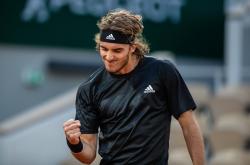 雷速体育官方-关于世界网球队强势法国网球队，西西帕斯关键制胜的信息