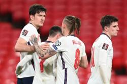 雷速体育-波兰横扫罗马，福登统治全场