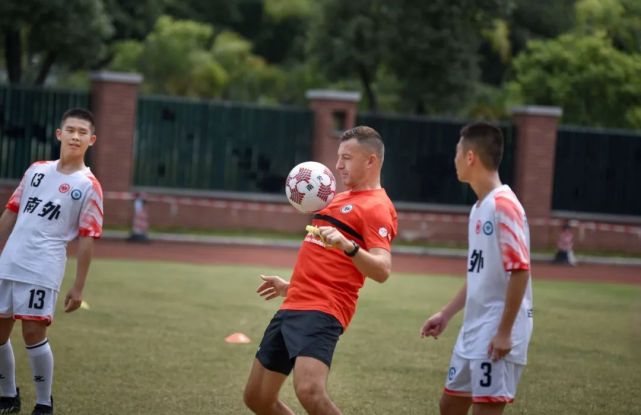 关于法兰克福备战惊险比赛,为球迷带来希望的信息 关于法兰克福备战惊险比赛,为球迷带来希望的信息