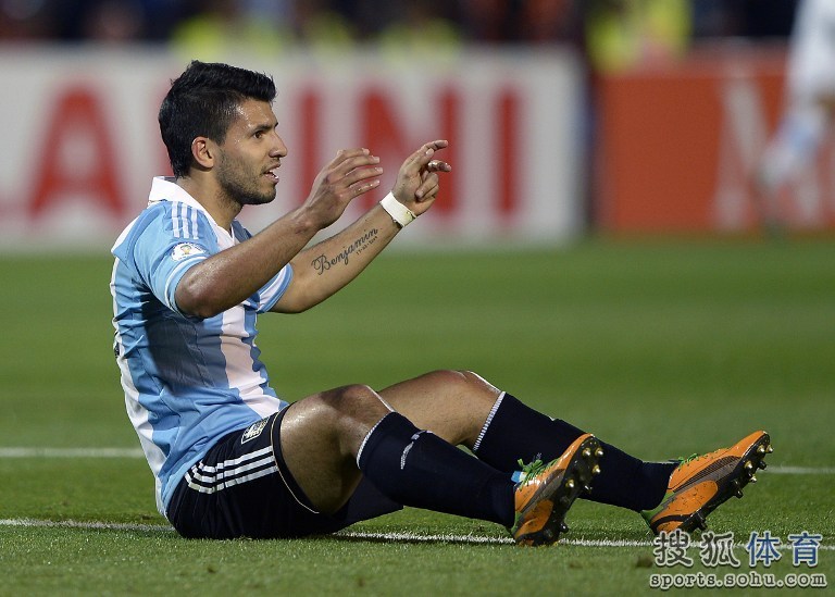 包含乌拉圭绝杀罗马,阿奎罗高光表现的词条 包含乌拉圭绝杀罗马,阿奎罗高光表现的词条