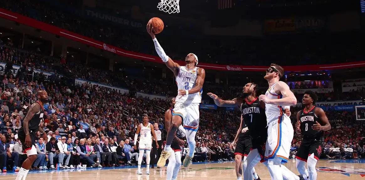 广东队险胜灰熊，欧文带队取胜